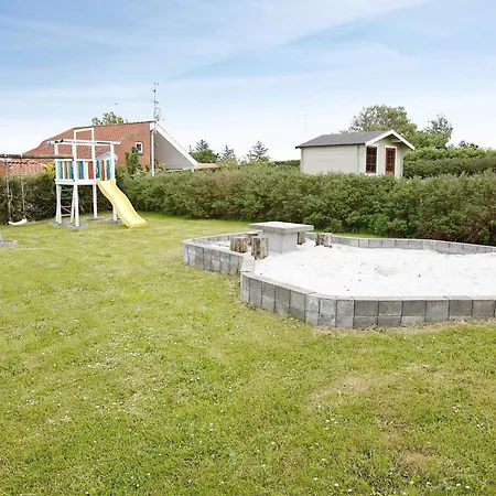 10 Person In Hébergement de vacances Hadsund