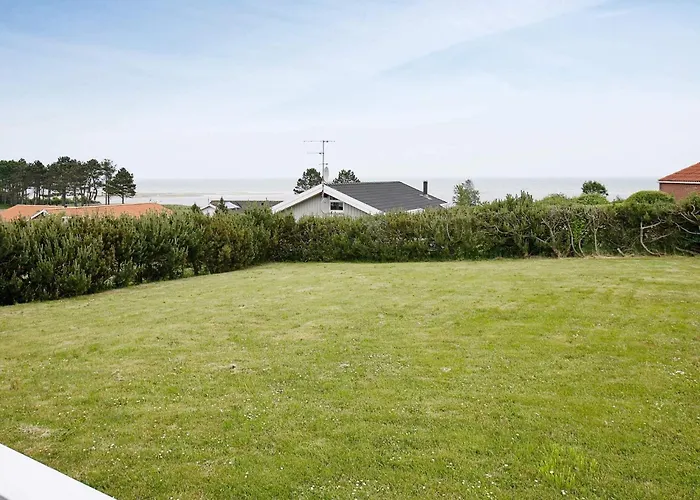 Casa vacanze 10 Person In Hadsund