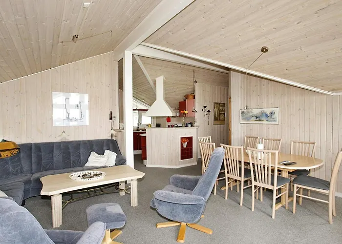 Casa vacanze 10 Person In *